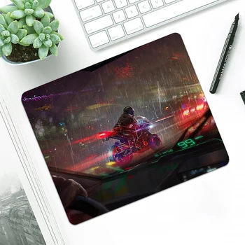 Cyberpunk Neon Motocikel Biker Dekle Mouse Pad Igralne Preproge Desk Preproge Miško Mat Urad Prenosni Računalnik Miške Mat Anti Slip Deskpad